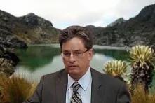 Nada parece indicar que las preocupaciones, conocimientos y experiencia de Carrasquilla sean los impactos a perpetuidad sobre la acidez, por ejemplo, de las aguas en los Santanderes.